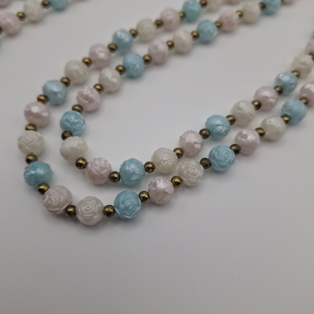 Vtg Blue White Pink Flower Beaded Necklace W/Gold Tone Beads & Box Clasp 52" - Picture 3 of 9